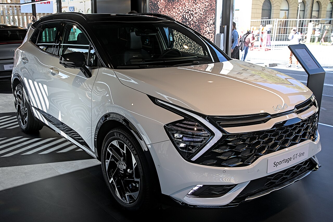 Crossover or sedan: what to choose for the city